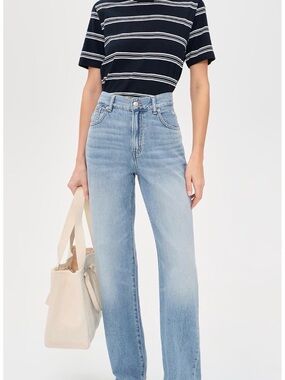 Madewell The Perfect Vintage Wide Leg Jeans in Airy Denim
